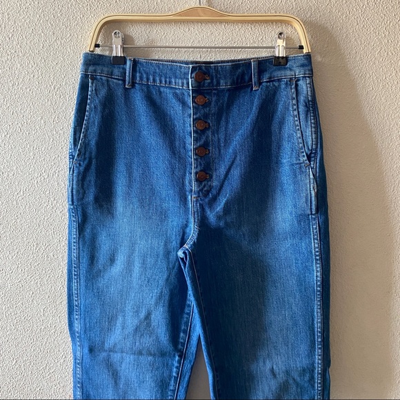 Tapered Jeans in Eastgate Wash: Button-Front Edition - Picture 5 of 10